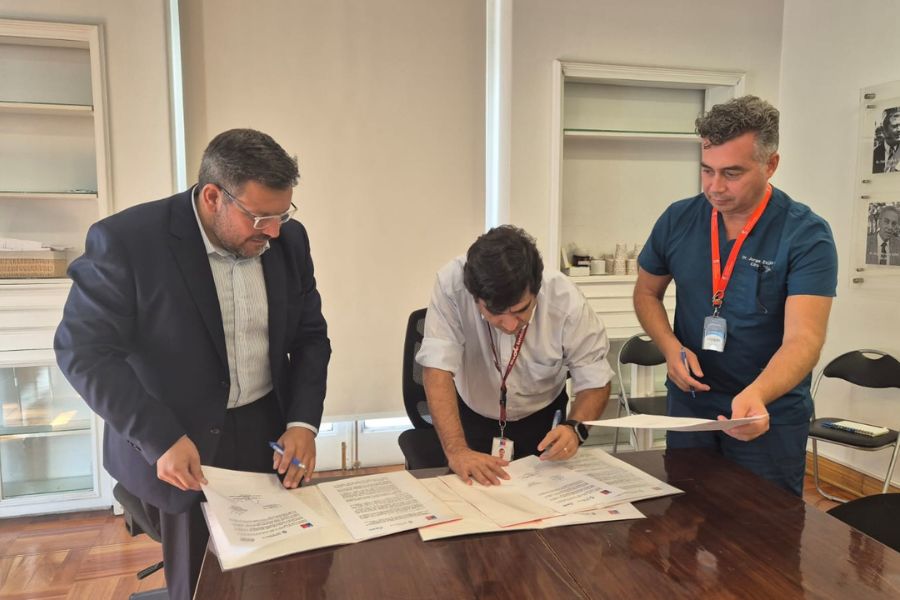 Firma convenio SSMO